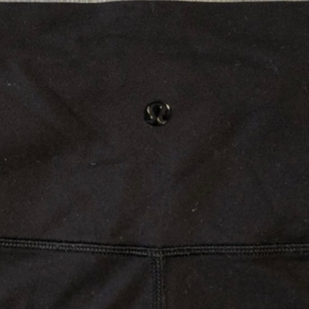 Lululemon black leggings